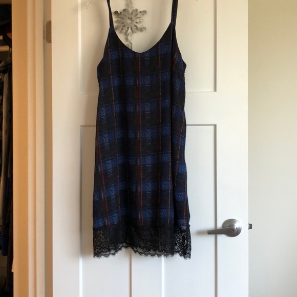 bobeau Dresses & Skirts - Bobeau plaid mini dress